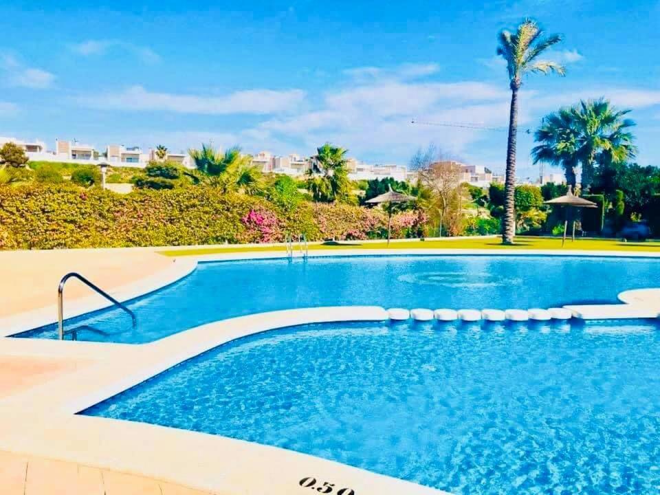 Casa Beth Villamartin 2 Bedroom/ 2 Bathroom With Pool 奥里韦拉 外观 照片