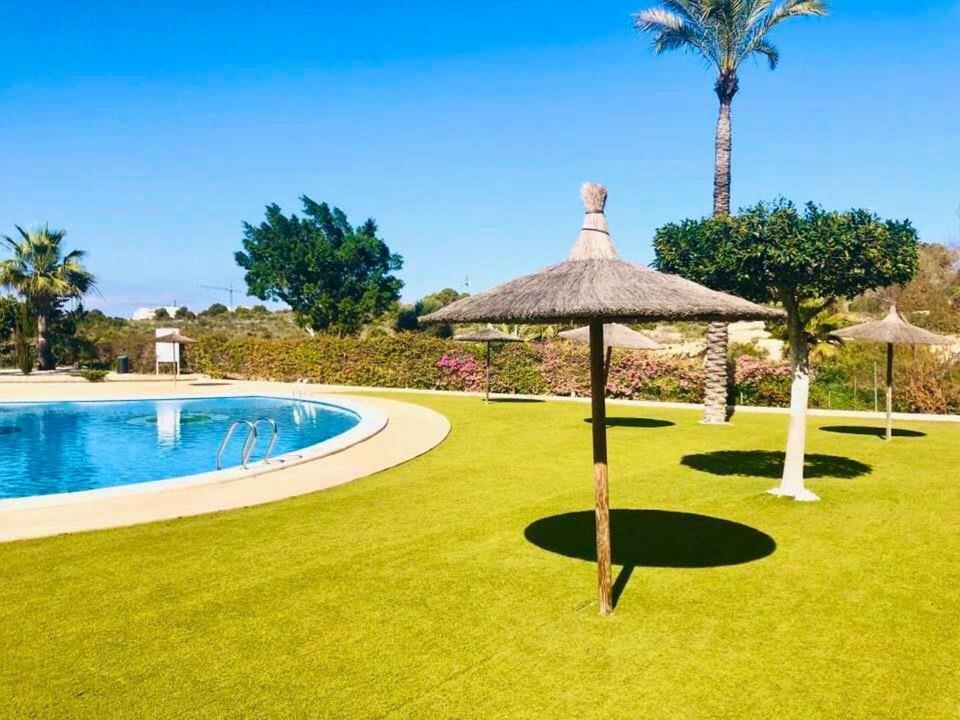 Casa Beth Villamartin 2 Bedroom/ 2 Bathroom With Pool 奥里韦拉 外观 照片